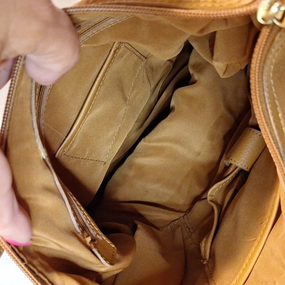 Tan Leather Shoulder Bag - Picture 9 of 12